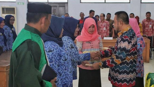 Honorer K2 Terima SK PNS, Wabup : Sikapi Sumpah Janjimu Dalam Bentuk Sikap dan Perilaku 
