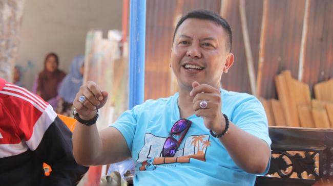 Bupati Kepulauan Selayar Sambangi Warganya di Pulau Pasi Desa Menara Indah 