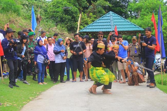 Lawatan Tim Kemenpar RI, Kunjungi Kampung Tua Bitombang dan Gantarang Lalangbata