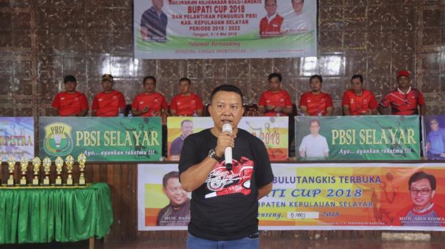 Buka Kejuaraan Bulutangkis Bupati Cup 2018, Ini Pesan Bupati Kepulauan Selayar