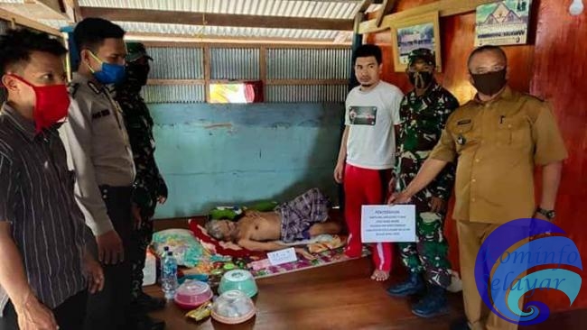 Kades Mare-Mare, Salurkan Bantuan BLT Door To Door