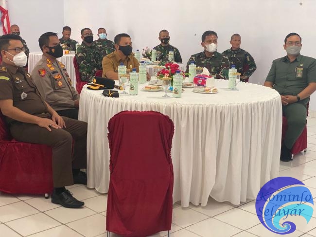 Bupati Basli Ali Hadiri HUT ke-76 TNI di Makodim 1415 Selayar