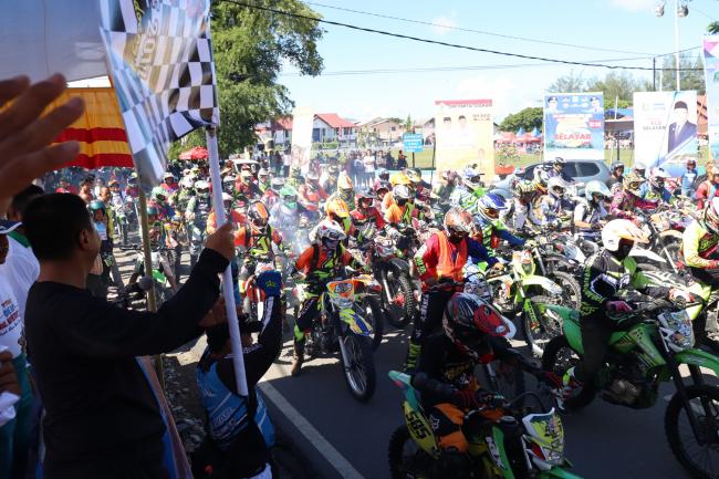 Lepas Rider peserta Titac One Day Trail Adventure, Ini Pesan Bupati Kepulauan Selayar 