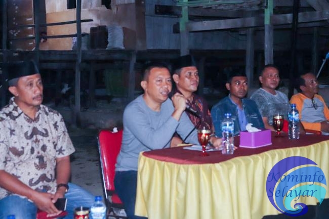 Tatap Muka dengan Warga Desa Batu Bingkung, MBA Sampaikan Informasi Pembangunan Daerah