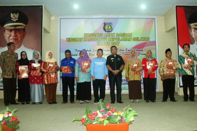 Kongres Anak Tahun 2017 Resmi Dibuka Oleh Wakil Bupati Kepulauan Selayar 