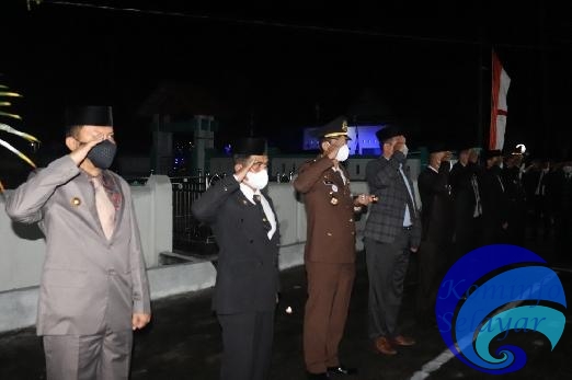 Bupati dan Wabup Kepulauan Selayar Ikut Apel Kehormatan dan Renungan Suci di TMP Barugaiya