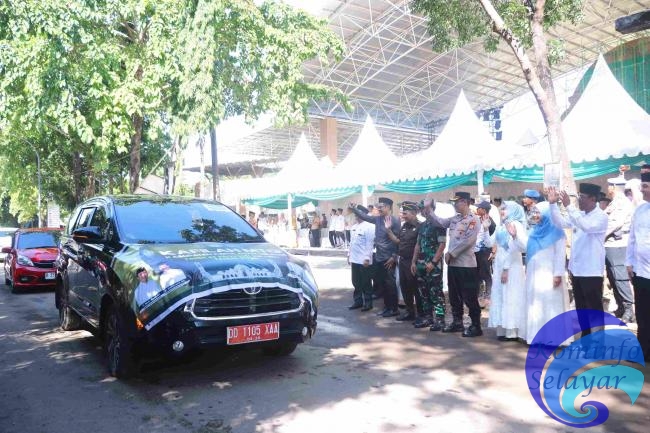 Asisten Pemerintahan dan Kesra Pimpin Kafilah Selayar Ikut Pawai Ta'aruf MTQ XXXIII Sulsel