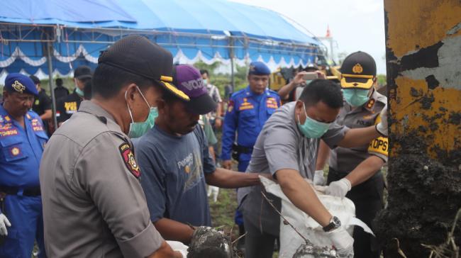 Musnahkan 2.340 Karung Pupuk Amonium Nitrat, Bupati Apresiasi Kinerja Jajaran Polres Selayar 