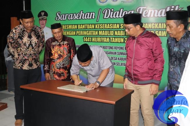 Bupati Kepulauan Selayar Resmikan Sarana Air Bersih Program Keserasian  Sosial