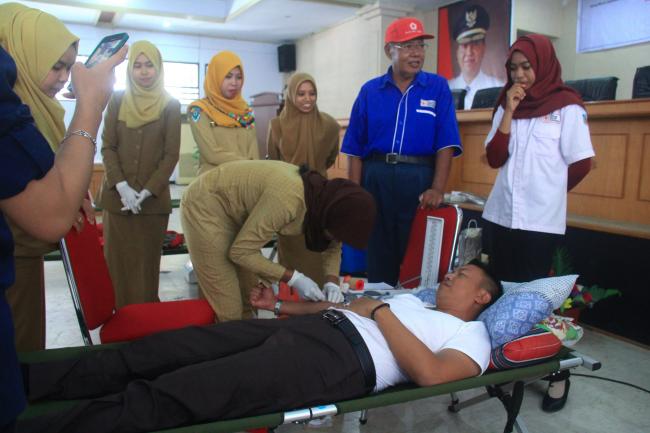 Miliki Golongan Darah O Plus, Bupati Kep. Selayar Ikut Aksi Donor Darah 