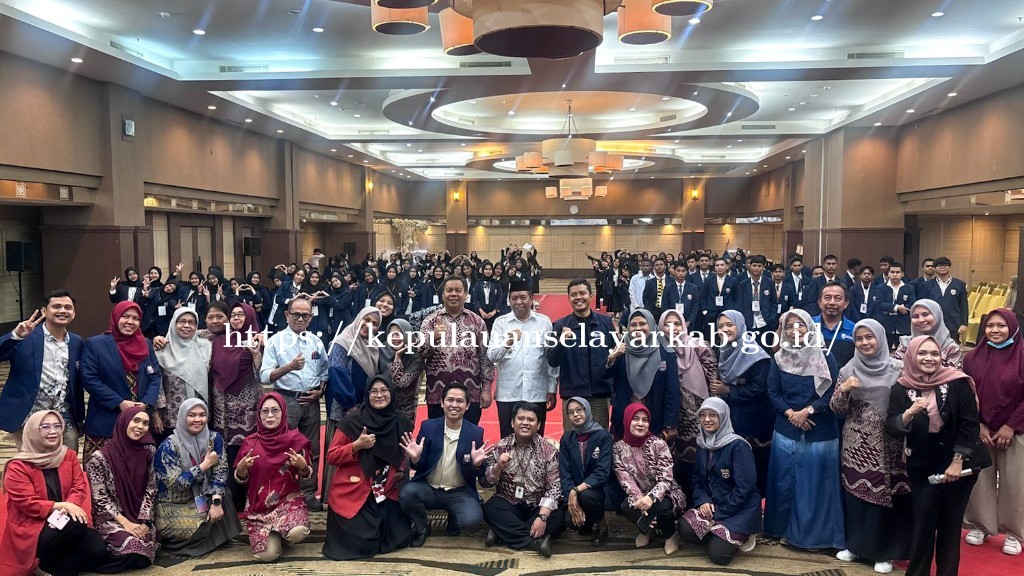 Wabup Selayar Ajak Mahasiswa Bosowa Jadi Pemimpin Kreatif dan Berani Berinovasi