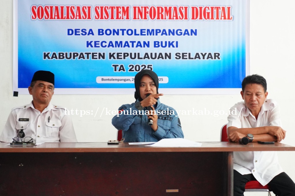 Diskominfo-SP Selayar Dampingi Pemdes Bontolempangan Perkuat Literasi dan Sistem Informasi Digital