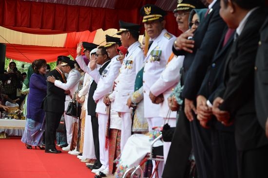 Pelantikan Bupati dan Wakil Bupati Kepulauan Selayar Periode 2016 - 2021